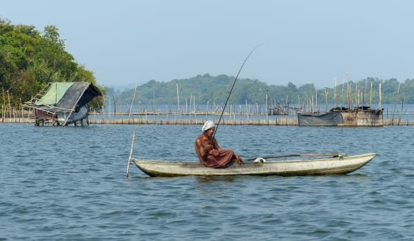 2025年中国渔具品牌TOP榜揭秘:国货精品渔线轮路亚竿选购全攻略